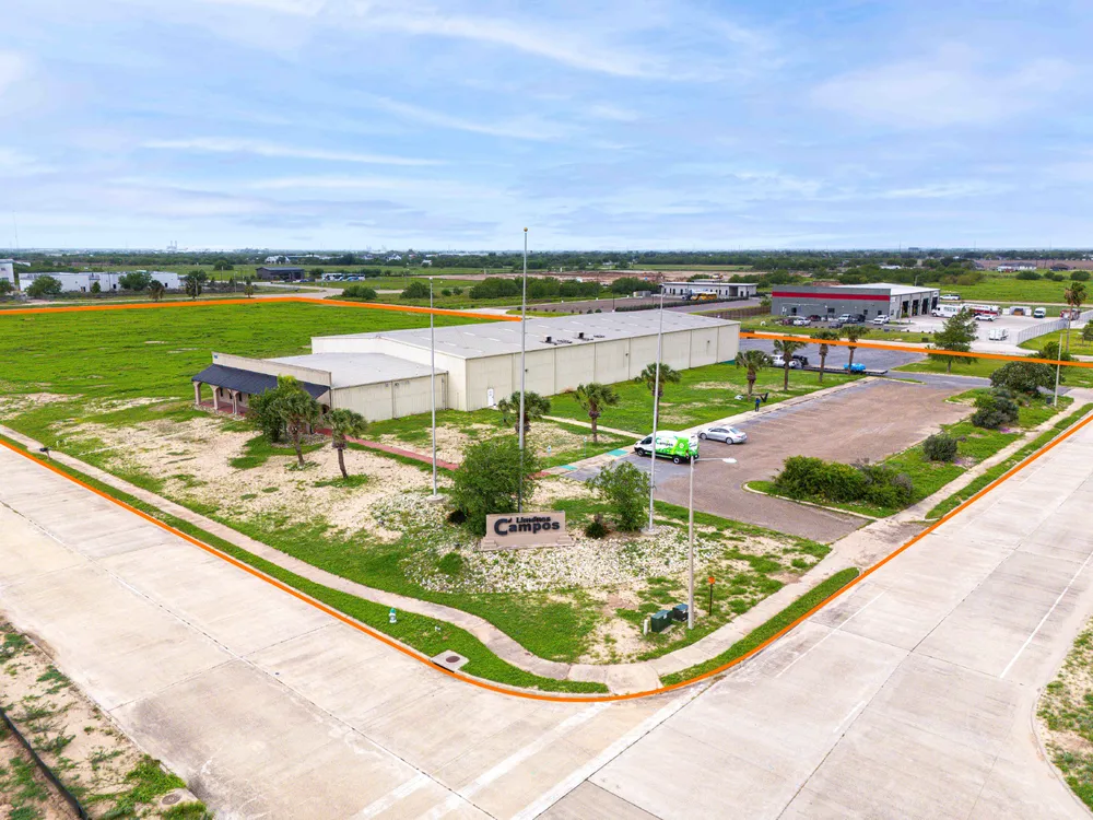 ±24,116 SF Industrial Warehouse | 8.41 ±AC |  Zoned Industrial | Edinburg, TX